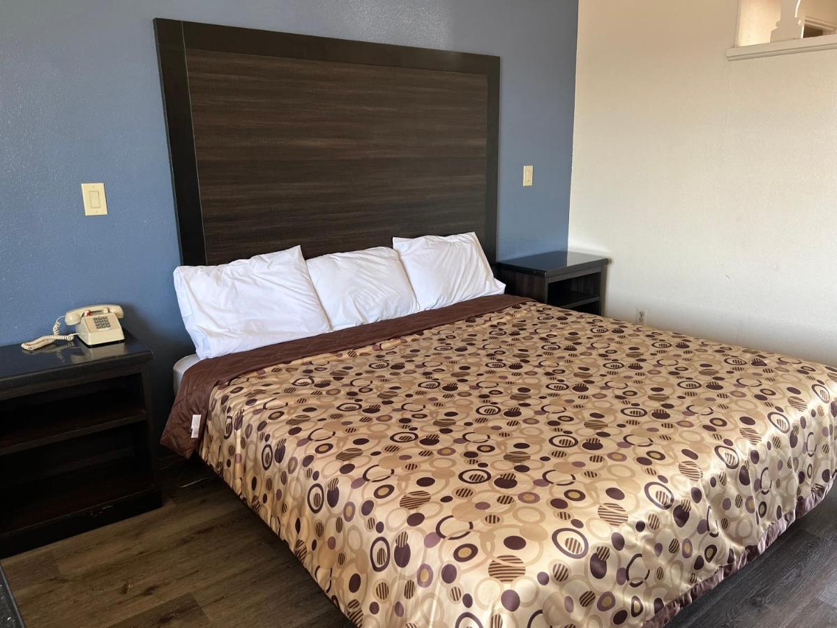 Economy Inn Fresno Luaran gambar