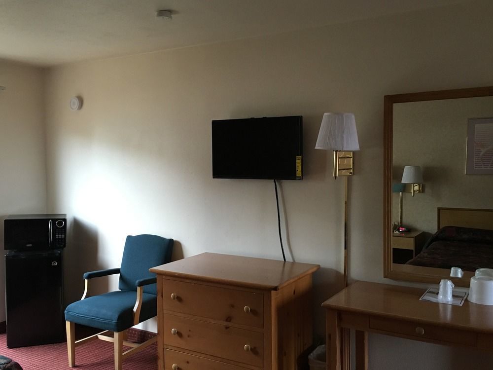 Economy Inn Fresno Luaran gambar