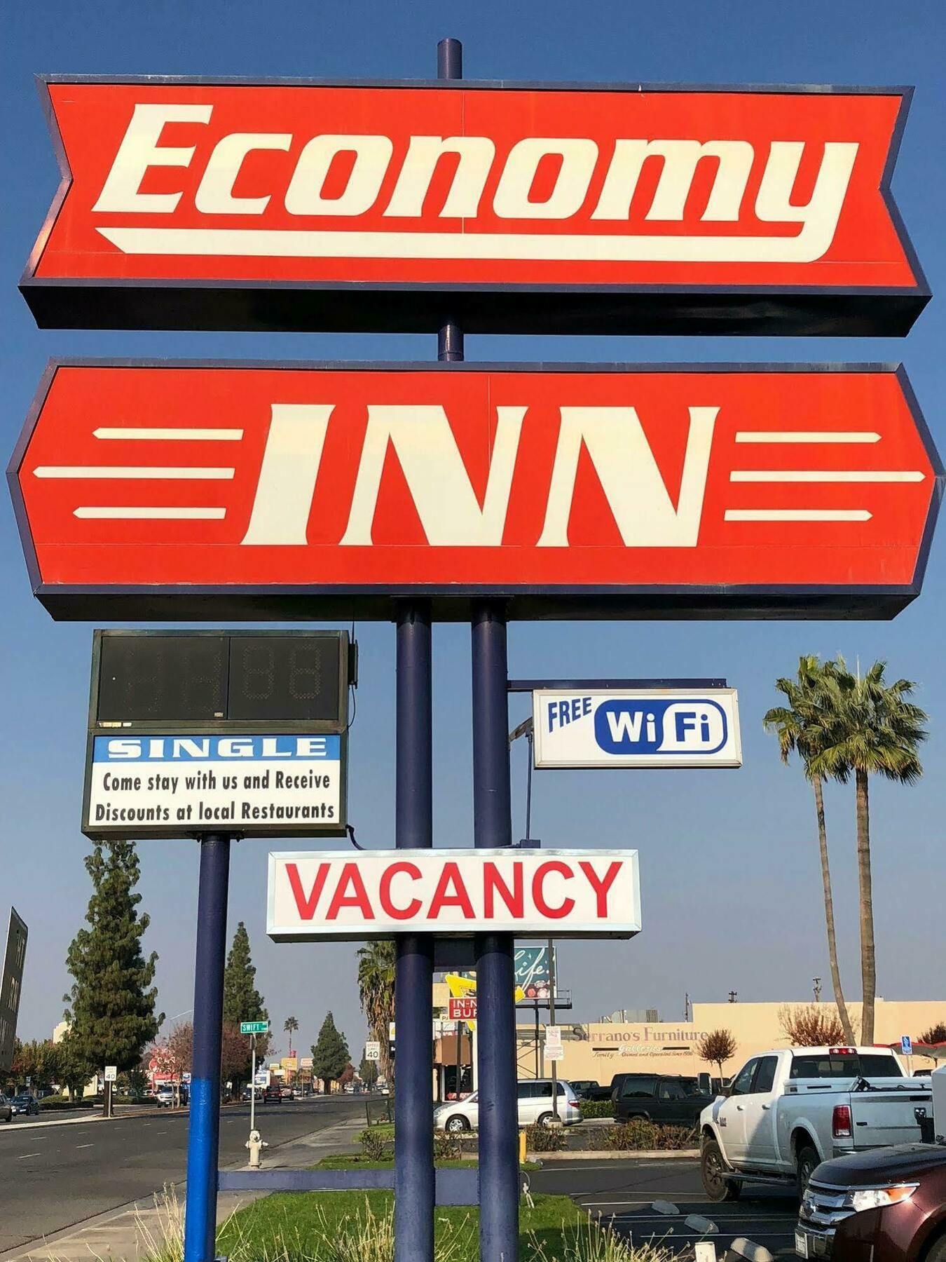 Economy Inn Fresno Luaran gambar